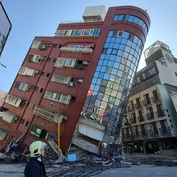 taiwan earthquake disaster image